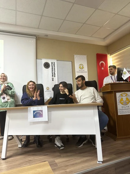 Matematik Topluluğunun düzenlediği 1. Bilgi Yarışması etkinliği 